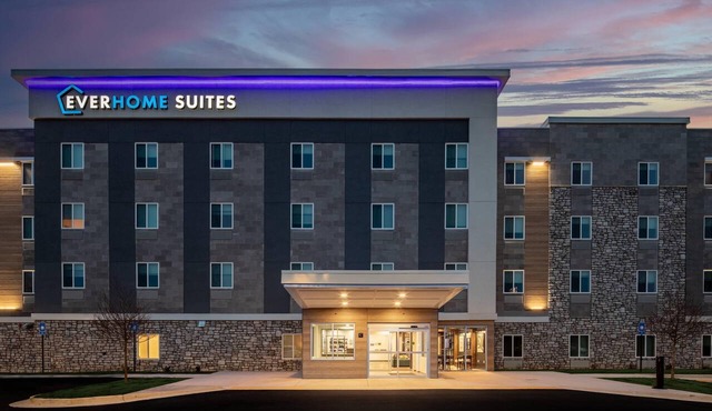 Everhome Suites Salem in Salem