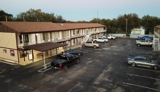 Executive Inn in San Saba