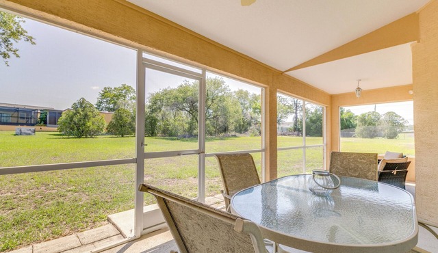 Family-Friendly Spring Hill Vacation Home w/Lanai in Spring Hill