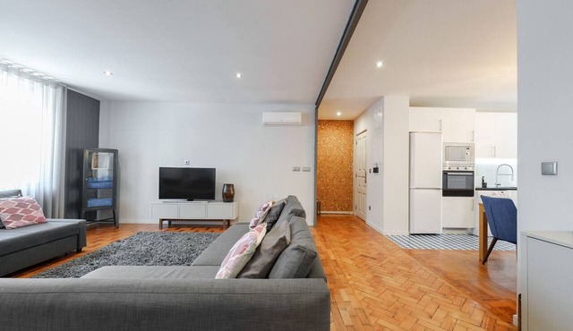 Feel Porto Ruby Townhouse in Oporto