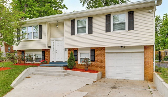 Fenced Yard! Family Home, 14 Mi to DC Sites in Lanham