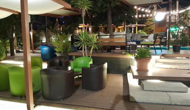 GARDEN HOTEL