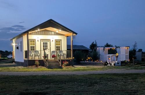 Granny Zola's Hideaway Bed & Breakfast in Saint Anthony