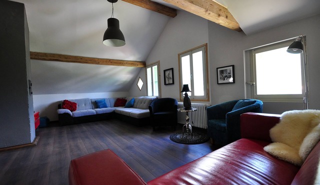 Great apartment for large groups & families. Sleeps 10. Wonderful views. in Interlaken