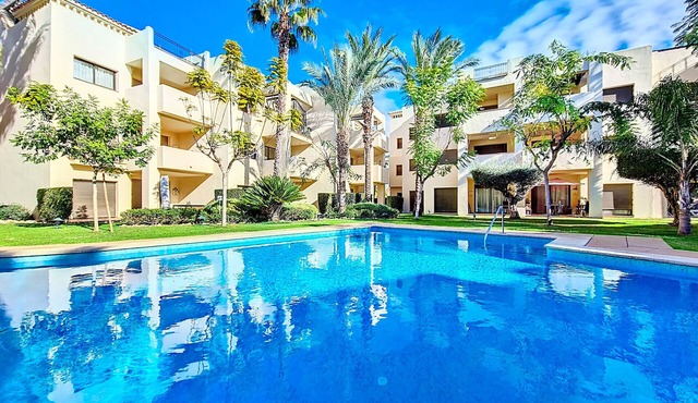 Ground floor corner apartment with patio and Wi-Fi in Roda