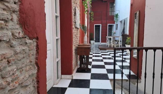 Hermosa Casona Central in Montevideo