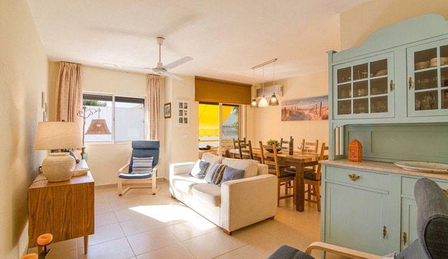 Holiday Apartment “Tiagos” with Balcony, Air Conditioning & Wi-Fi
