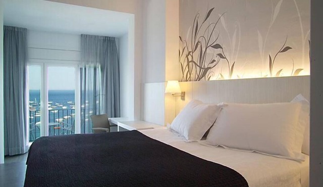 Hotel Mediterrani