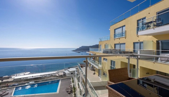 Janelas de Zimbra Lovely Apt with Pool and Sea View by Lisbeyond
