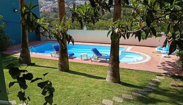 Jolie Villa vue montagne et piscine privée