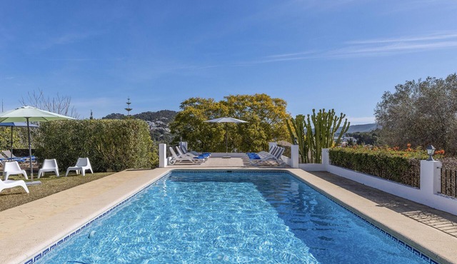 Large and comfortable villa in Javea, on the Costa Blanca, Spain with private pool for 18 persons in Javea