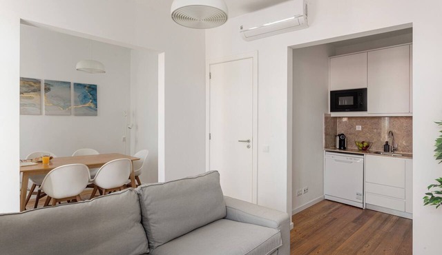 Lisbon Living Alcântara – Modern 2BR Flat