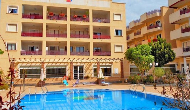 Lovely apartment In Cabo roig near beach