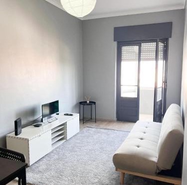 Luna Apartment