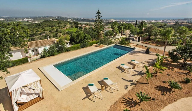 Luxury 3BR Ocean & Lagos Views Heated Pool