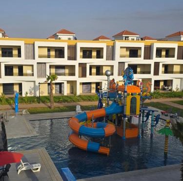 Luxury Pool View Appartement