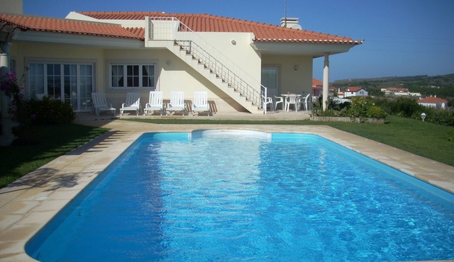 Luxury Vila with Private Pool, Hot Tub, and Ocean Views - Sleeps 18+ Aults