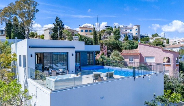 Luxury Villa Skyline Pedreguer in Pedreguer