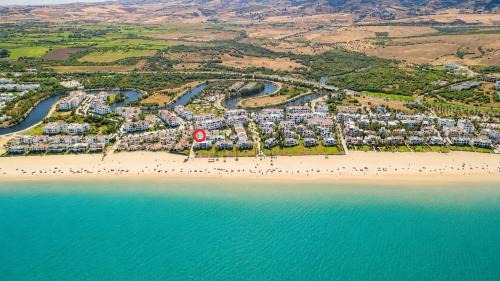 Magnifique appartement Bahia Smir pieds dans l eau Plage Al Amin 2 chambres, 2 salons