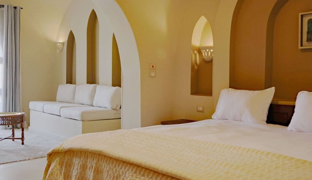 Malkata House Luxe Ground Floor Suite: Pool & Dine