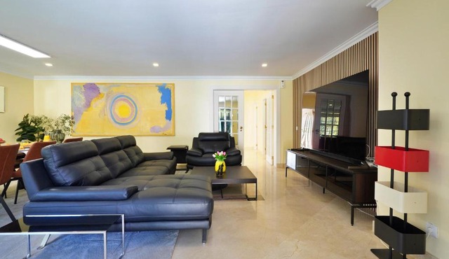 MBird 19 Estoril Penthouse 501
