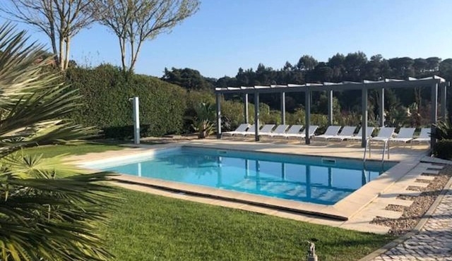 Meco Serenity, Luxurious B&B with Private Entrance