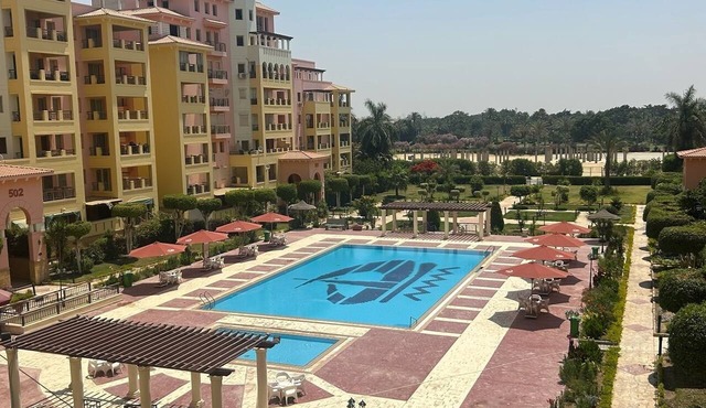 Modern 2-bedroom Apt | Dreamland Golf & Pool View in Giza Governorate