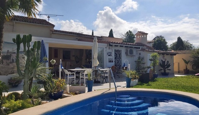 Modern and spacious villa in Els Poblets for families in Denia