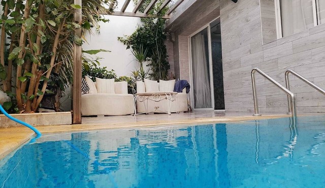 Modern Private Suite with Pool, Kitchen & Ensuite