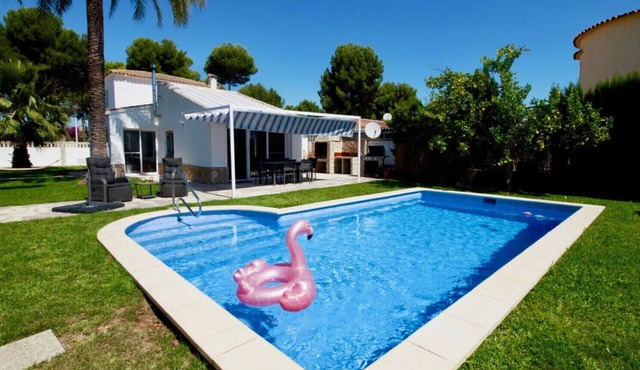Modern villa with air conditioning and pool Els Poblets WD in Els Poblets