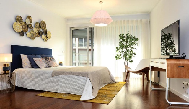 New loft with swimming pool at Parque das Nações!