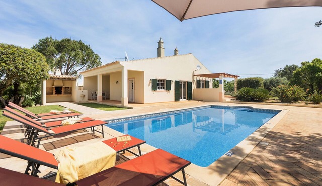 NEW! Vila Grade | Private Villa with Pool | Family-Friendly Retreat near Albufeira