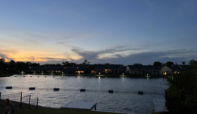New Waterfront House with Golf Cart! in Montgomery
