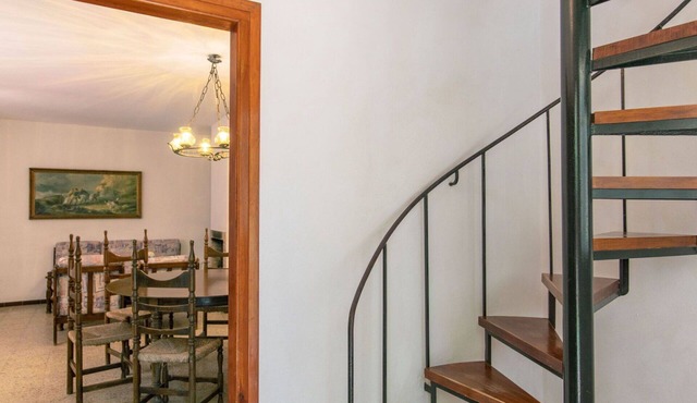 Nice apartment for 6 people with WIFI, TV and terrace in Begur