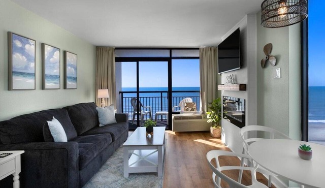 Oceanfront Luxury King Efficiency: w/Breakfast in Myrtle Beach