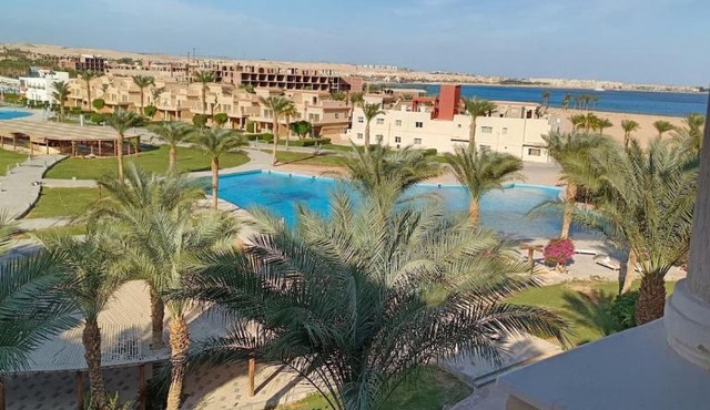 ParadiseHotel