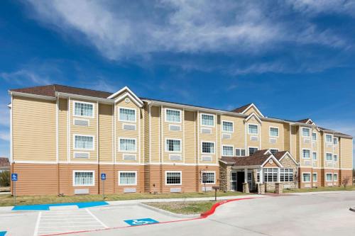 Permian Studio Apartments in Monahans