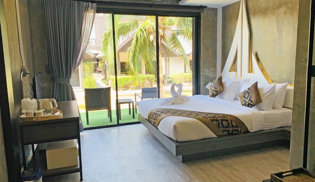 Phi Phi Andaman Legacy Resort in Ko Phi Phi