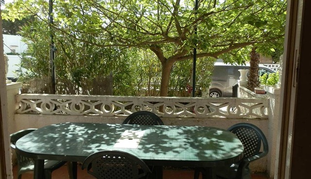 PIERRETTE,Ideal house for your holidays near the sea, free wifi, optional air conditioningl, pets allowed, dog’s beach