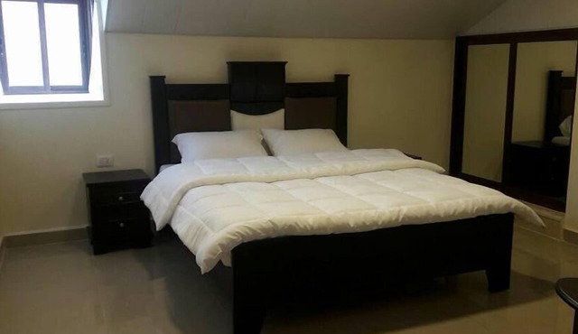 Pinewood Hotel