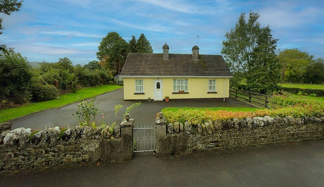 Primrose Cottage in Kinnitty