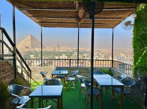 Pyramids view inn in Cairo