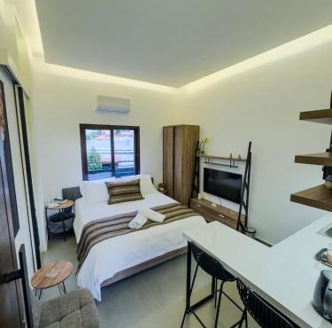 Railway Studio 2 - Modern Studio in Byblos - Easy city Access