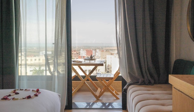 RAZANE HÔTEL