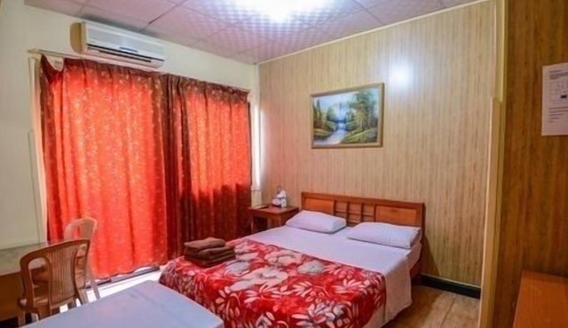 Regis Hotel