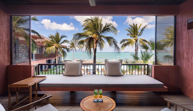 Relaxing Ocean View Retreat with Sunset, Pools & Bophut Access in Amphoe Ko Samui