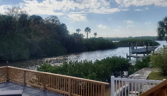 River Garden Charm on the Alafia in Riverview