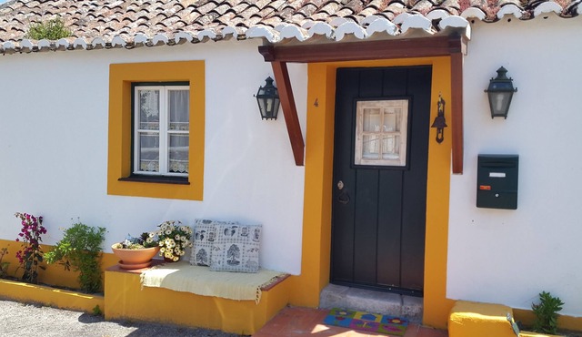 Rural house, comfortably equipped, green mountains, sandy beaches,