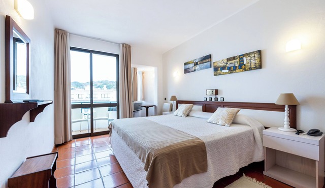 Salema Beach Hotel