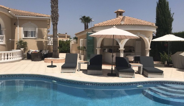San Miguel De Salinas: Big house in San Miguel de Salinas